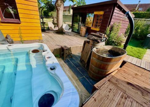 O Et Terre, Gite Ressourcement Bains Spa Cryo Sauna Et Foret Dormelles Exterior foto